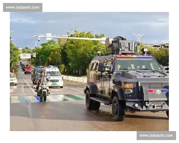 警徽映赛道！中江民警朱家灵 “临战状态” 摘半马亚军